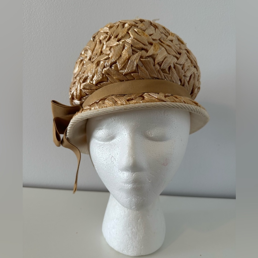 1960s straw hat